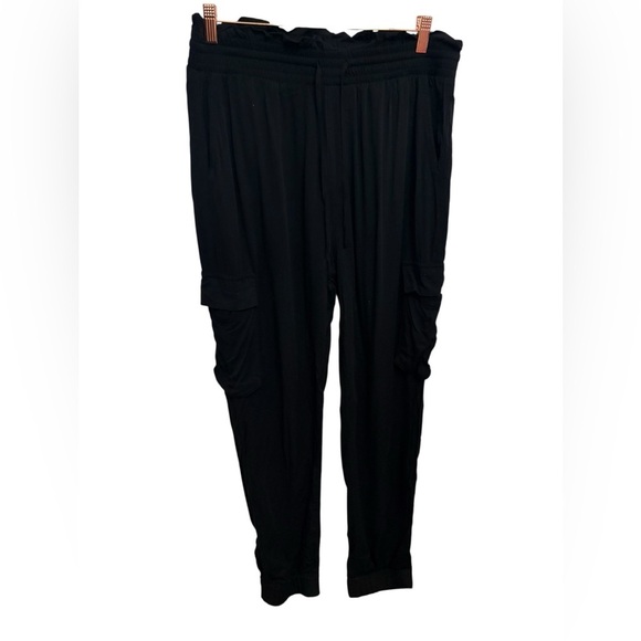 Pants - Black Cargo Pants